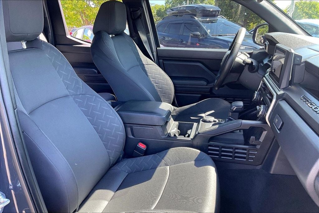 2025 Toyota Tacoma SR