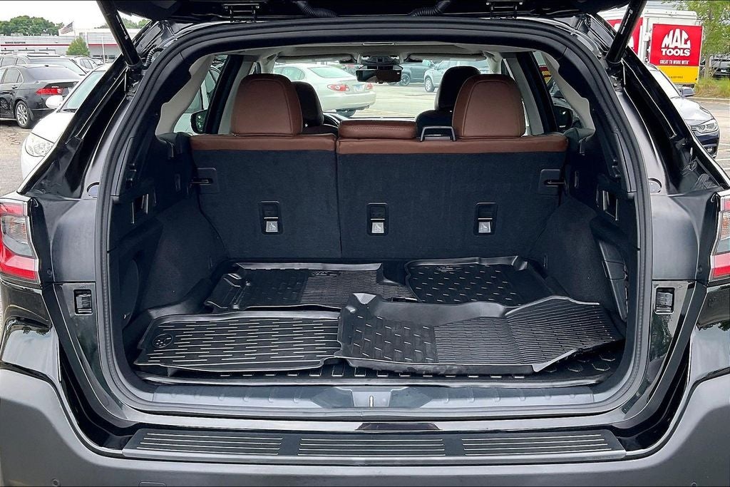 2023 Subaru Outback Touring XT