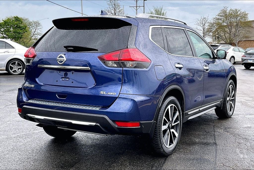 2017 Nissan Rogue SL