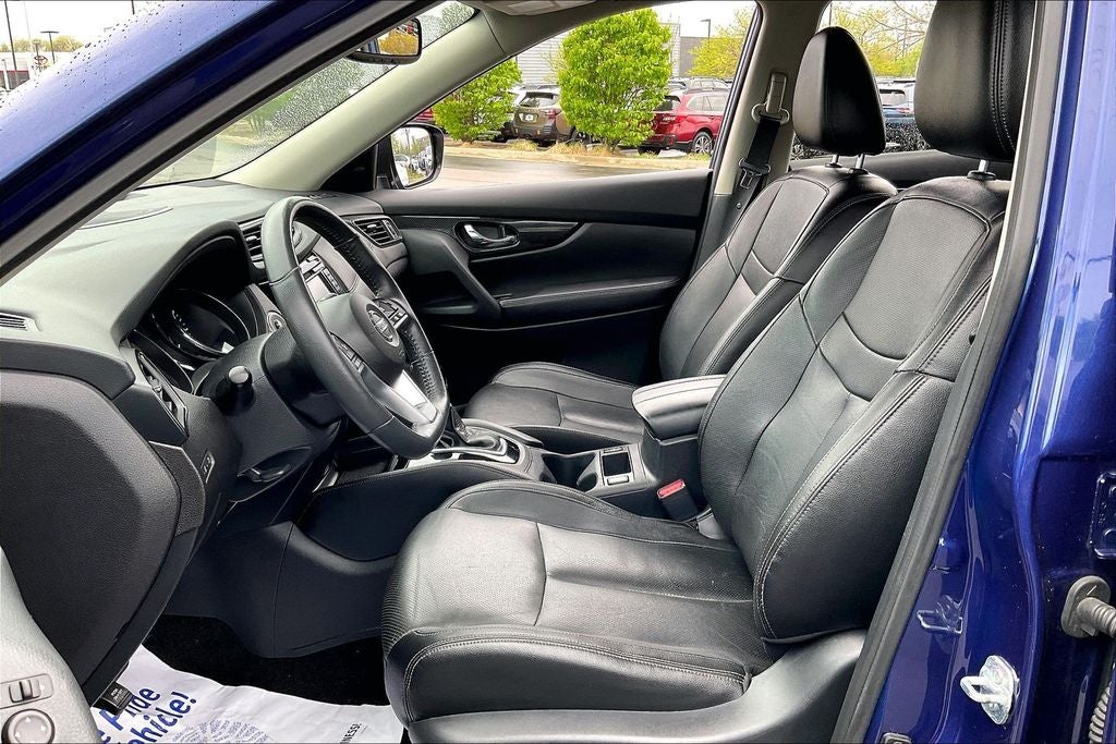 2017 Nissan Rogue SL