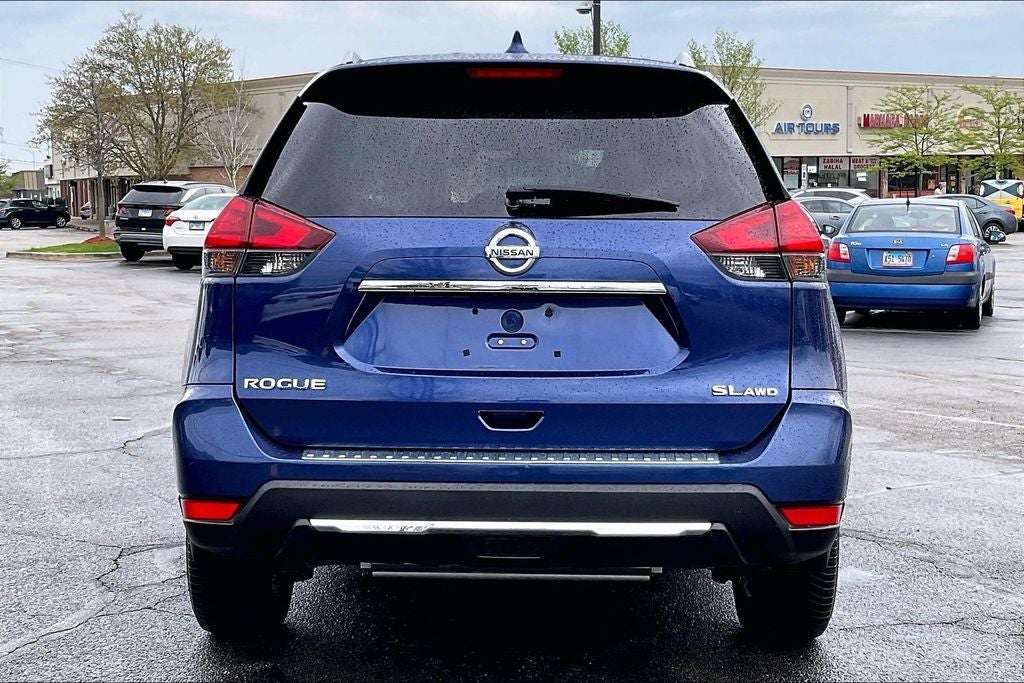 2017 Nissan Rogue SL