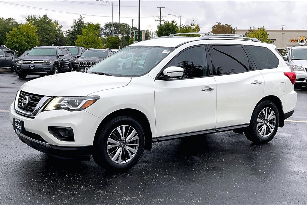 2018 Nissan Pathfinder SV