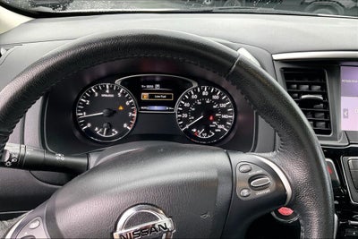 2018 Nissan Pathfinder SV