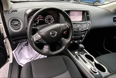 2018 Nissan Pathfinder SV