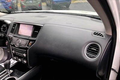 2018 Nissan Pathfinder SV