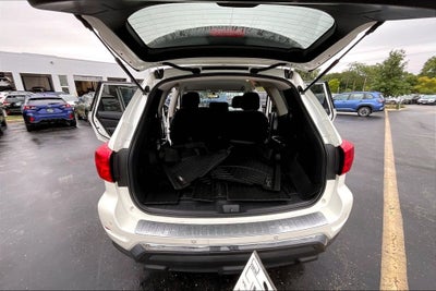 2018 Nissan Pathfinder SV