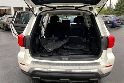 2018 Nissan Pathfinder SV