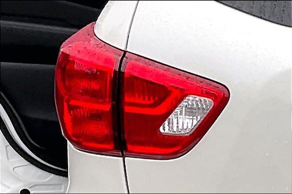 2018 Nissan Pathfinder SV