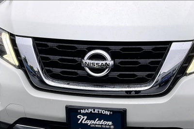2018 Nissan Pathfinder SV