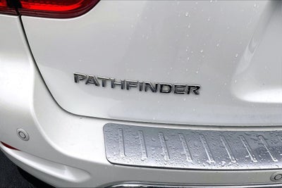 2018 Nissan Pathfinder SV