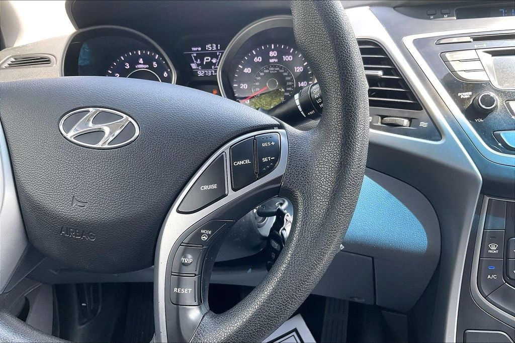2015 Hyundai Elantra SE