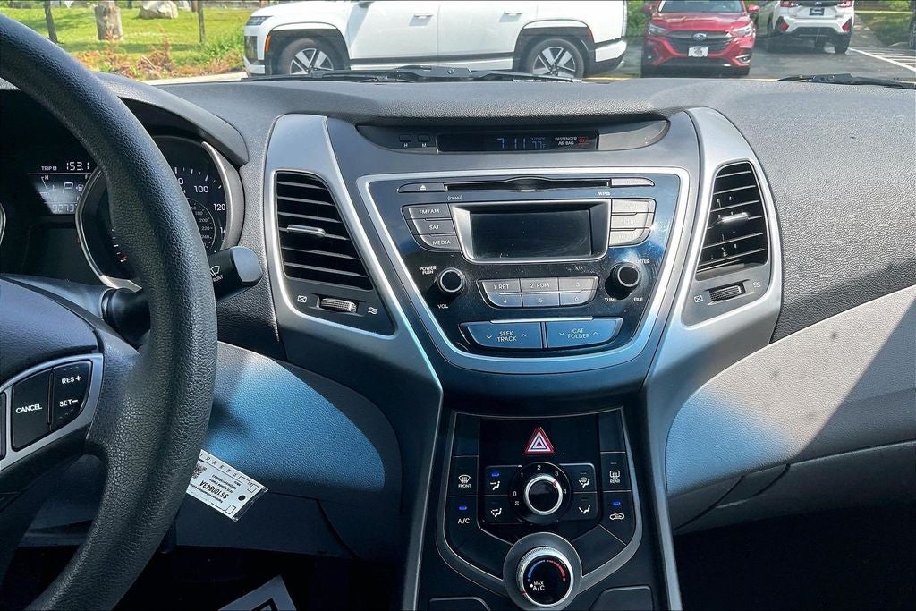 2015 Hyundai Elantra SE