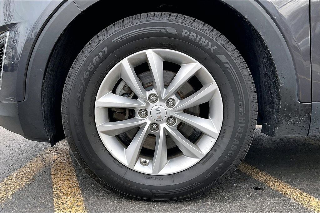 2017 Kia Sorento LX