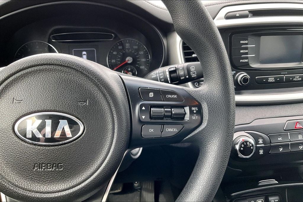 2017 Kia Sorento LX
