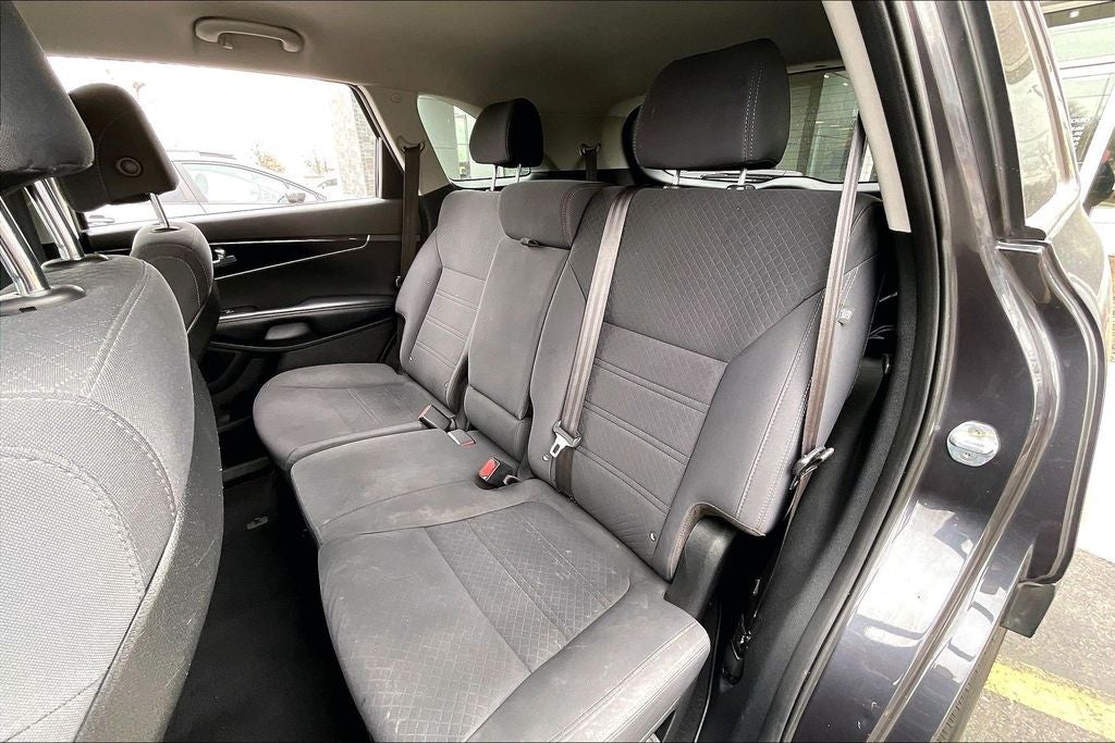 2017 Kia Sorento LX
