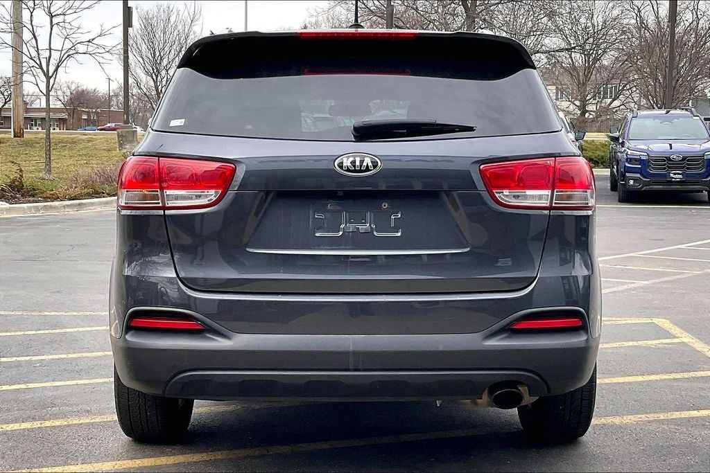 2017 Kia Sorento LX