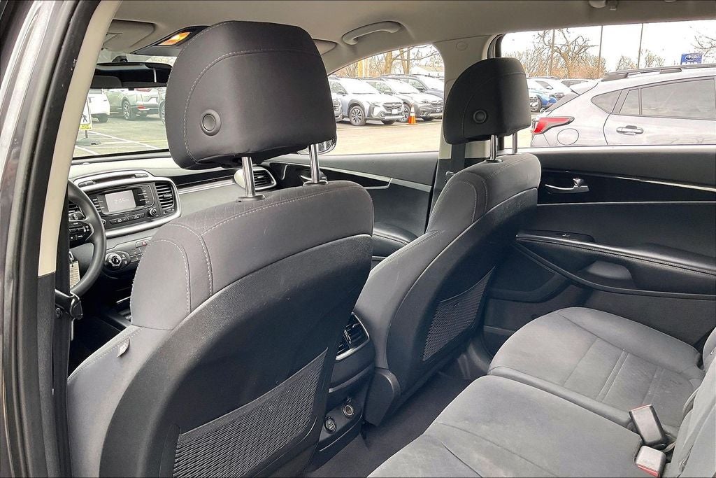 2017 Kia Sorento LX