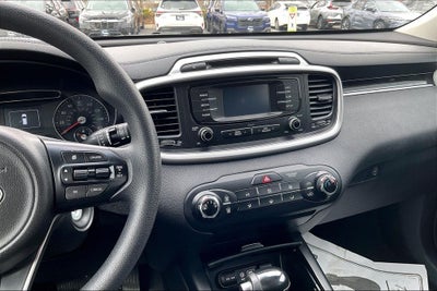 2017 Kia Sorento LX