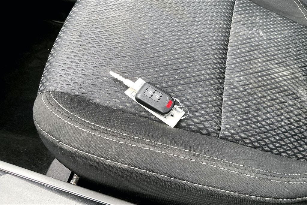 2019 Mitsubishi Outlander ES