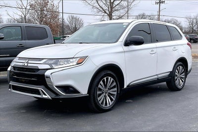 2019 Mitsubishi Outlander ES
