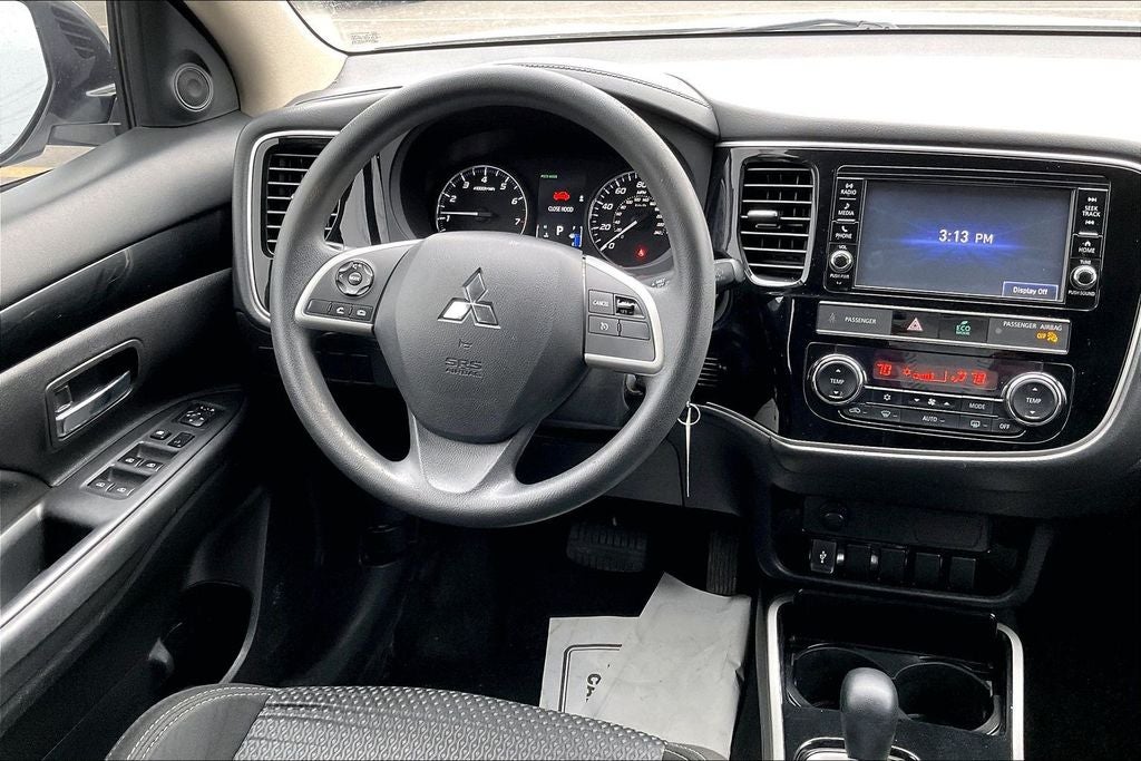 2019 Mitsubishi Outlander ES