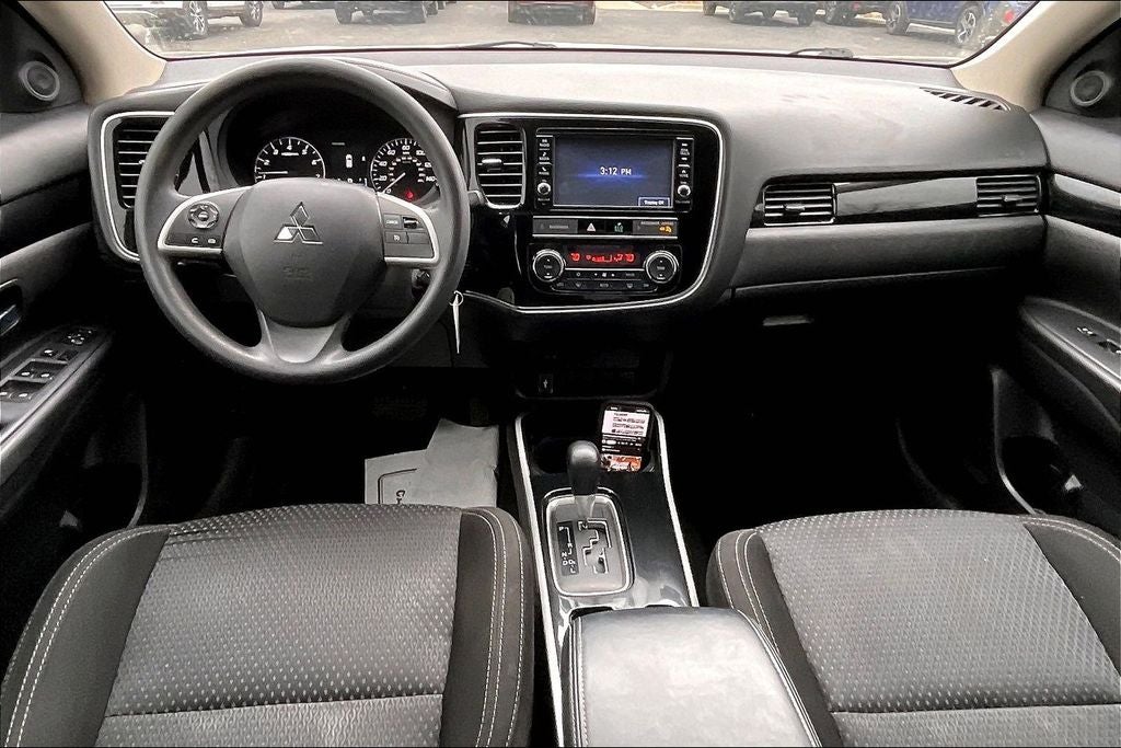 2019 Mitsubishi Outlander ES