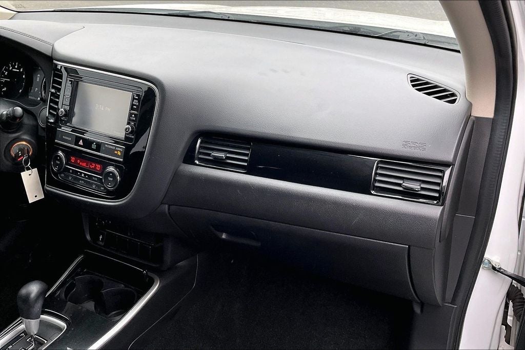 2019 Mitsubishi Outlander ES