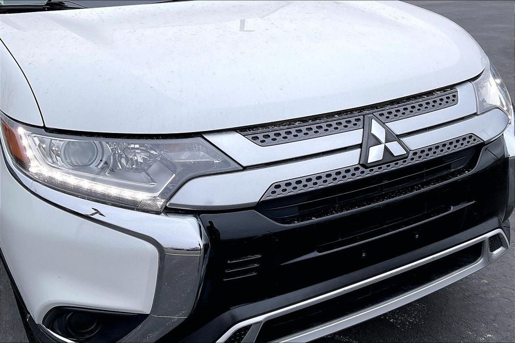 2019 Mitsubishi Outlander ES