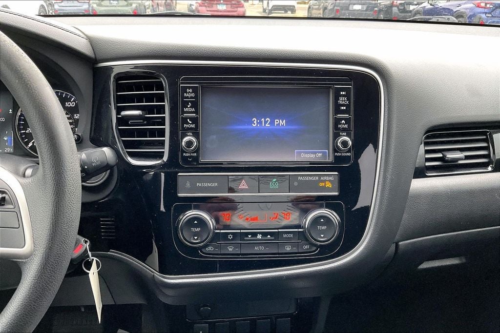 2019 Mitsubishi Outlander ES