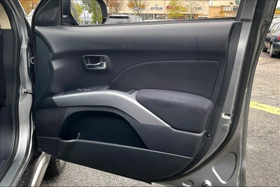 2013 Mitsubishi Outlander SE