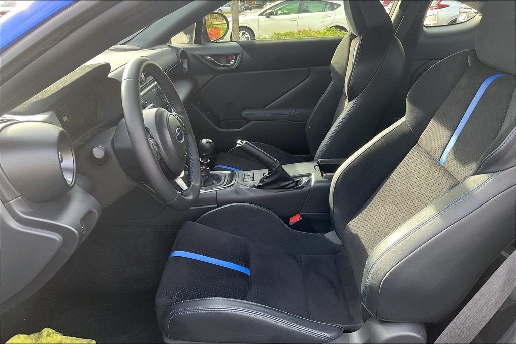 2025 Subaru BRZ tS