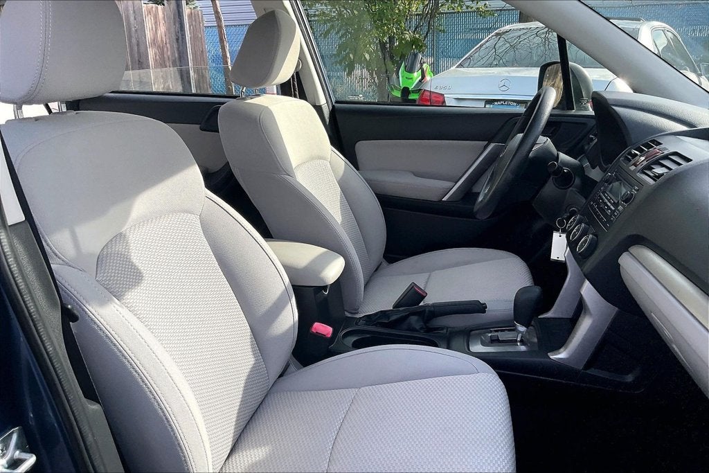 2014 Subaru Forester 2.5i