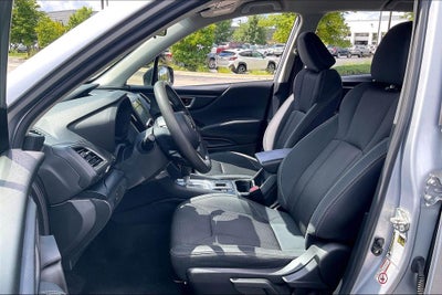 2019 Subaru Forester Base