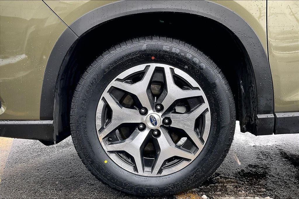 2024 Subaru Forester Premium
