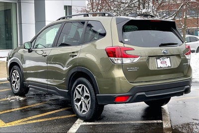 2024 Subaru Forester Premium