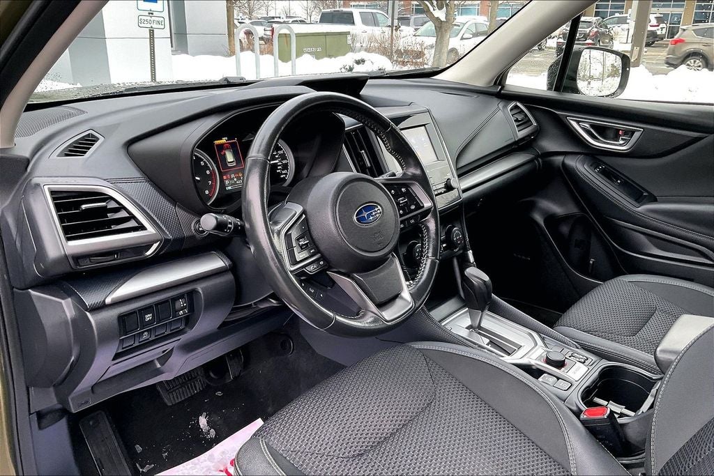 2024 Subaru Forester Premium