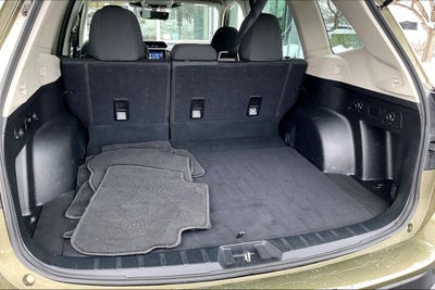 2024 Subaru Forester Premium