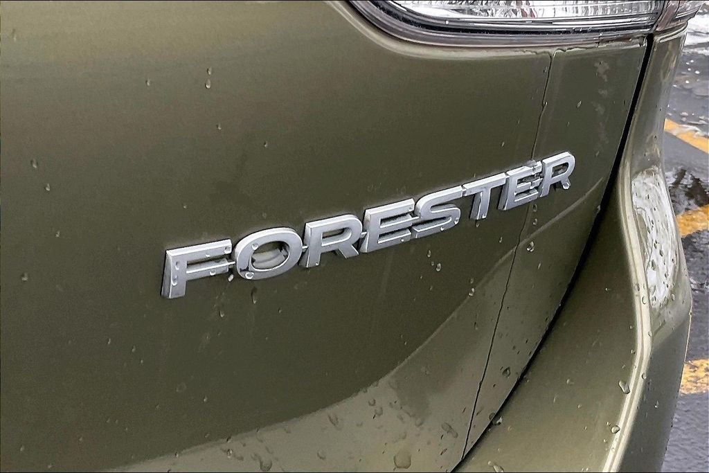 2024 Subaru Forester Premium