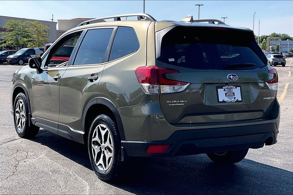 2023 Subaru Forester Premium