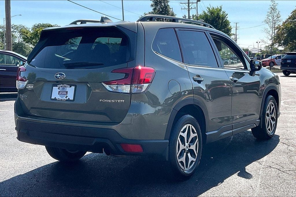 2023 Subaru Forester Premium