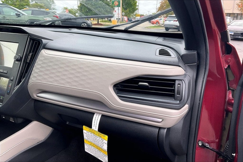 2025 Subaru Forester Base