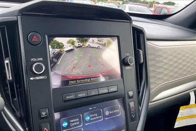 2025 Subaru Forester Base