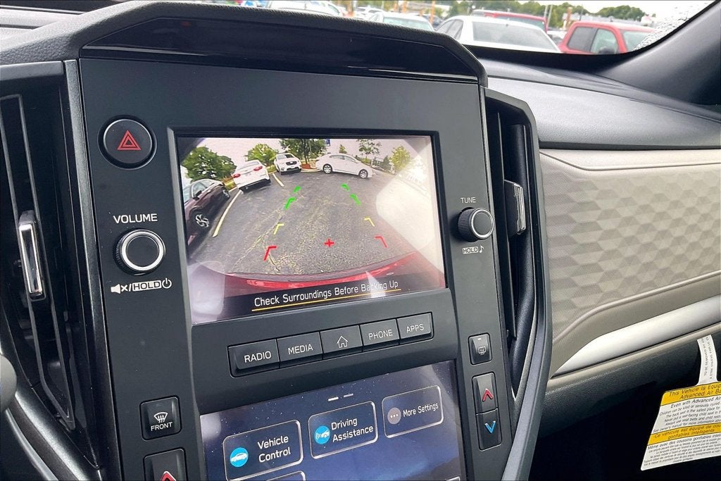 2025 Subaru Forester Base