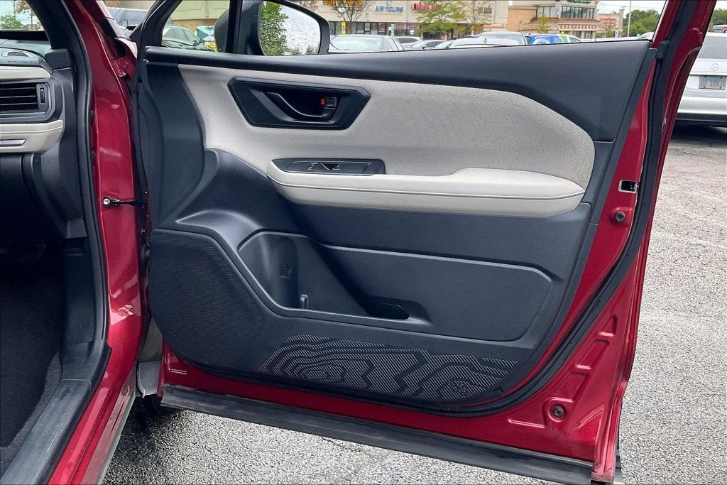 2025 Subaru Forester Base