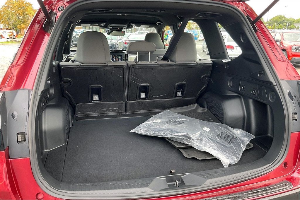 2025 Subaru Forester Base