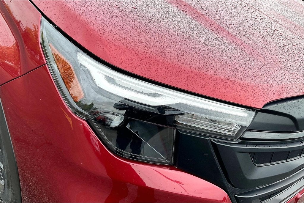 2025 Subaru Forester Base