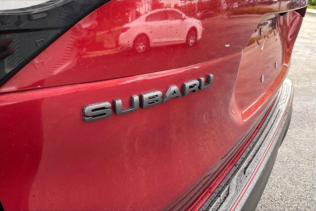 2025 Subaru Forester Base