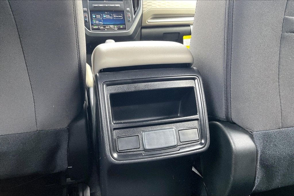 2025 Subaru Forester Base