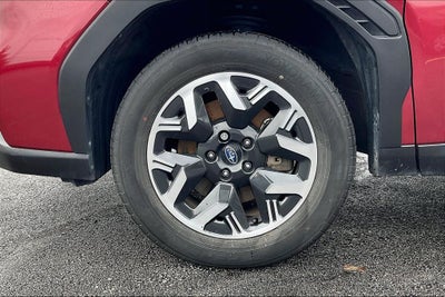 2025 Subaru Forester Base