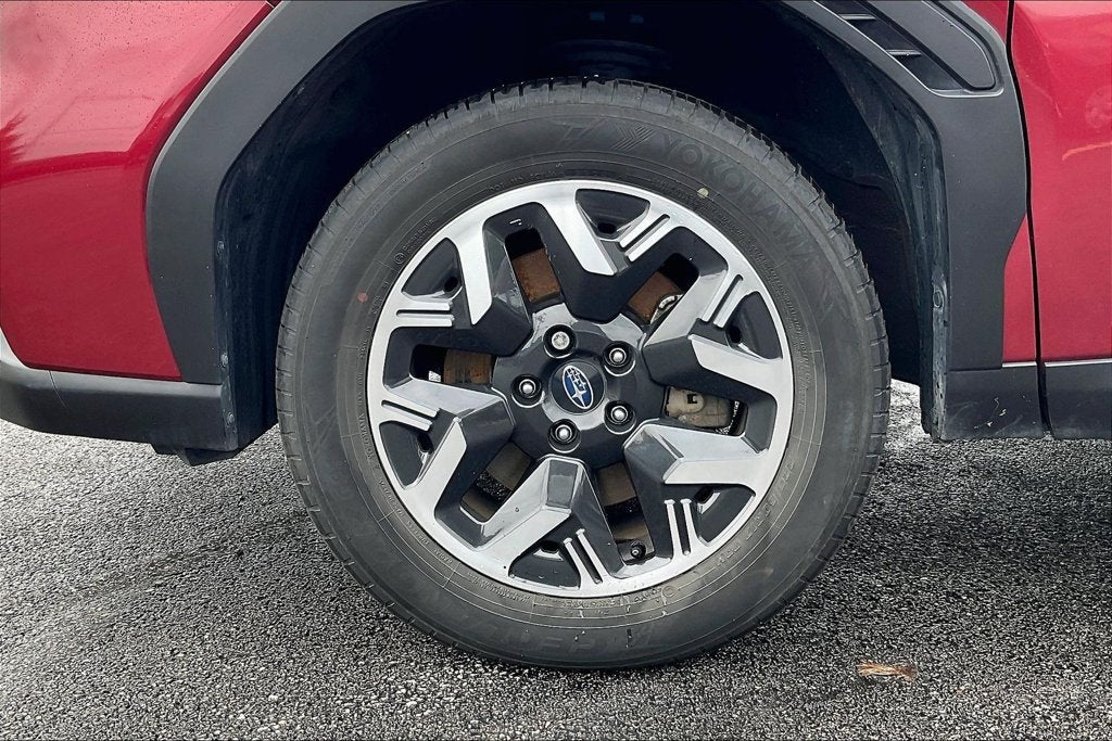 2025 Subaru Forester Base